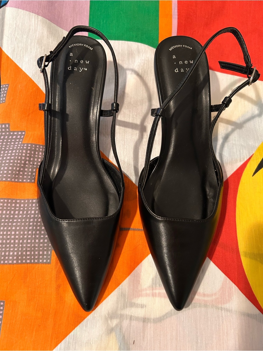 Black Pointed Slingback Kitten Heels